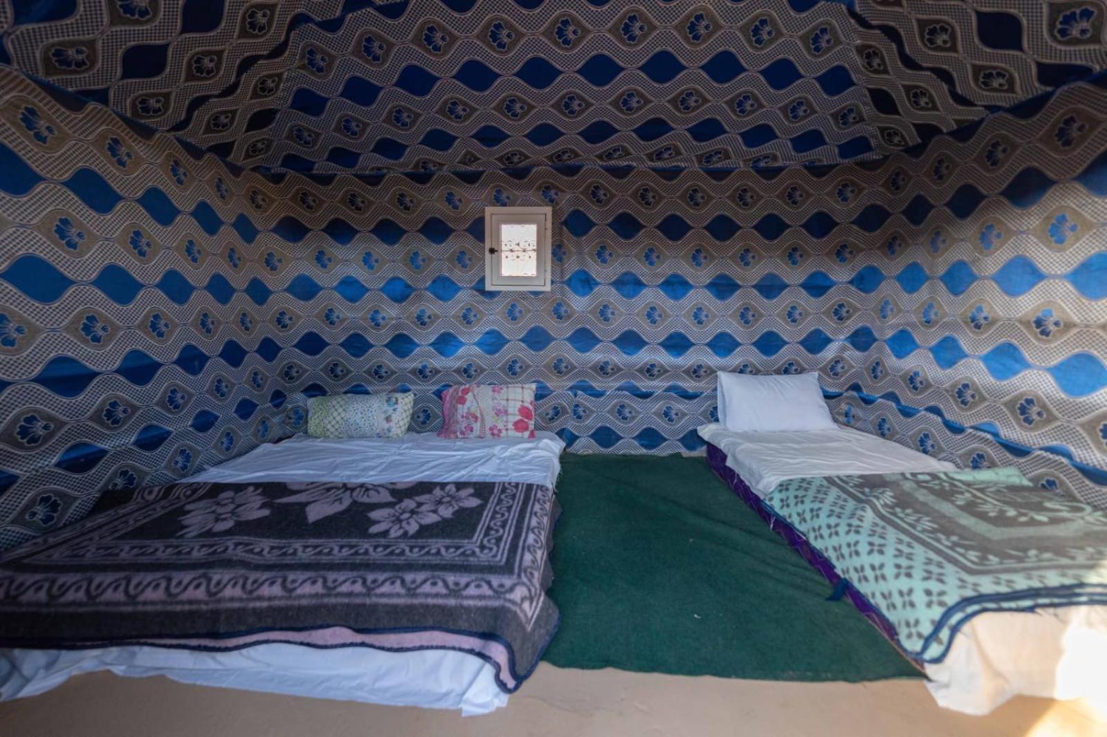 Hammadi Desert Camp 梅尔祖卡 外观 照片