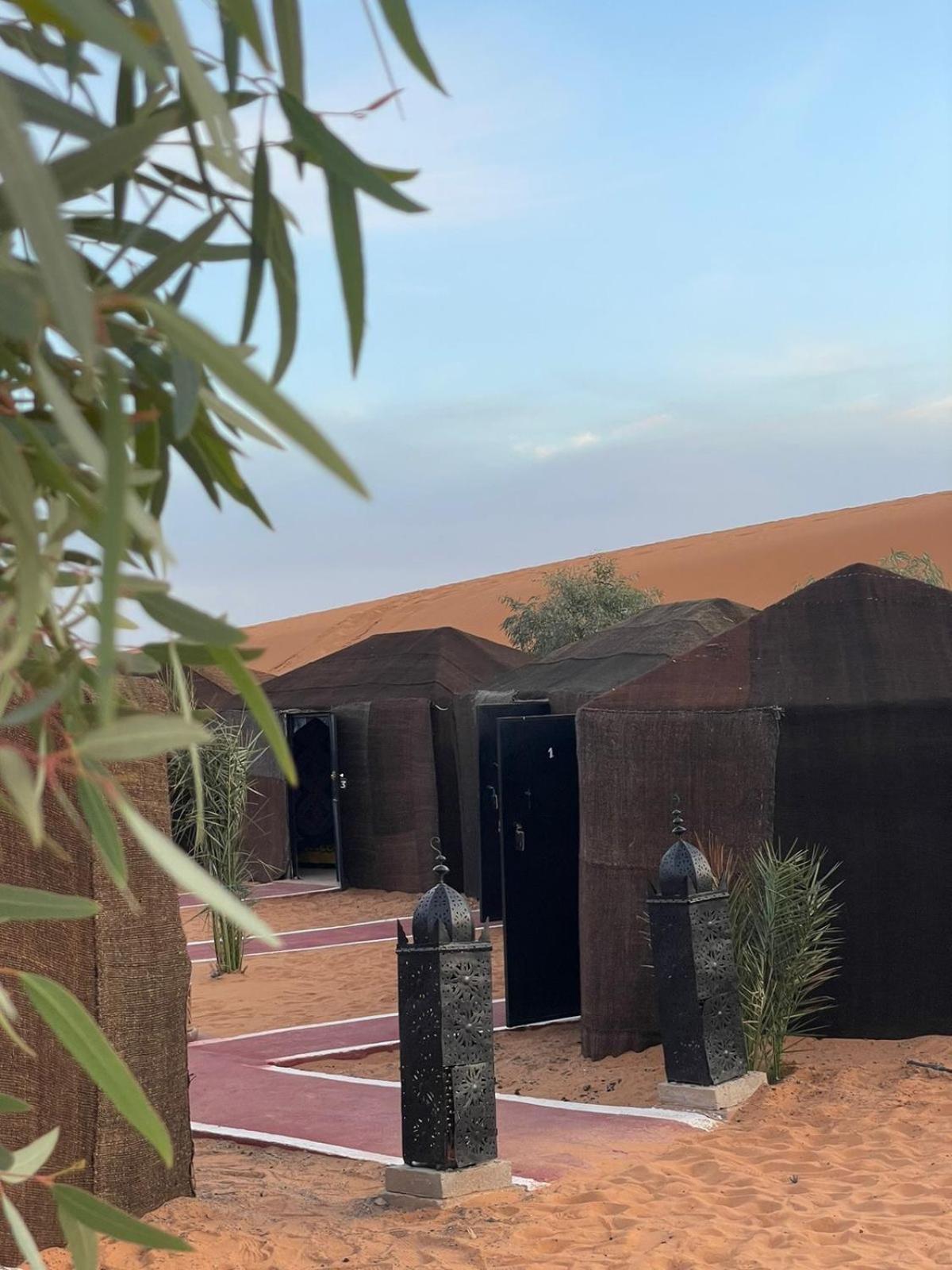Hammadi Desert Camp 梅尔祖卡 外观 照片